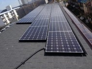 マンション屋上に太陽光発電設置例